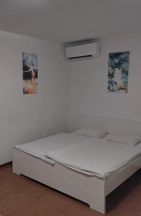 Apartman - Sukromie V Meste براتسيلافا المظهر الخارجي الصورة